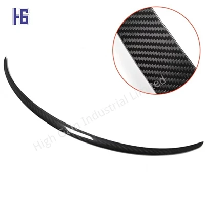 Come vengono utilizzati i materiali in fibra di carbonio nell'aftermarket aut...