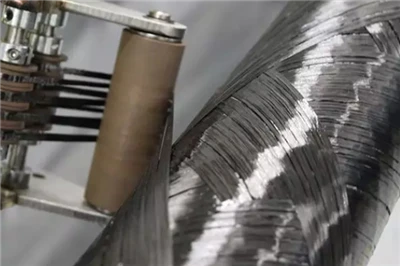 Il futuro aumento della capacità produttiva della fibra di carbonio termoplas...