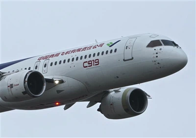 Gli aerei di linea dell'aviazione civile cinese aumentano l'uso della fibra d...