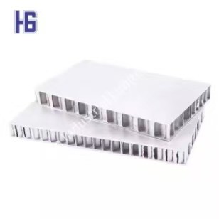 Piatto a nido d'ape in alluminio